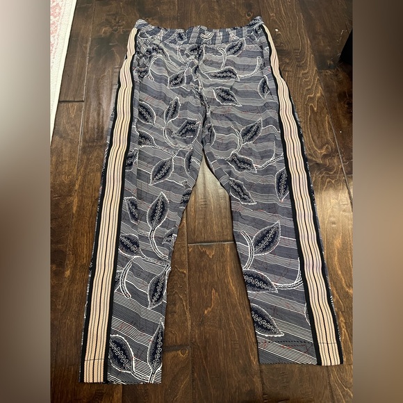 Anthropologie Hei Hei Lourinha Leaf Print Jogger Pants size Medium - Picture 7 of 9